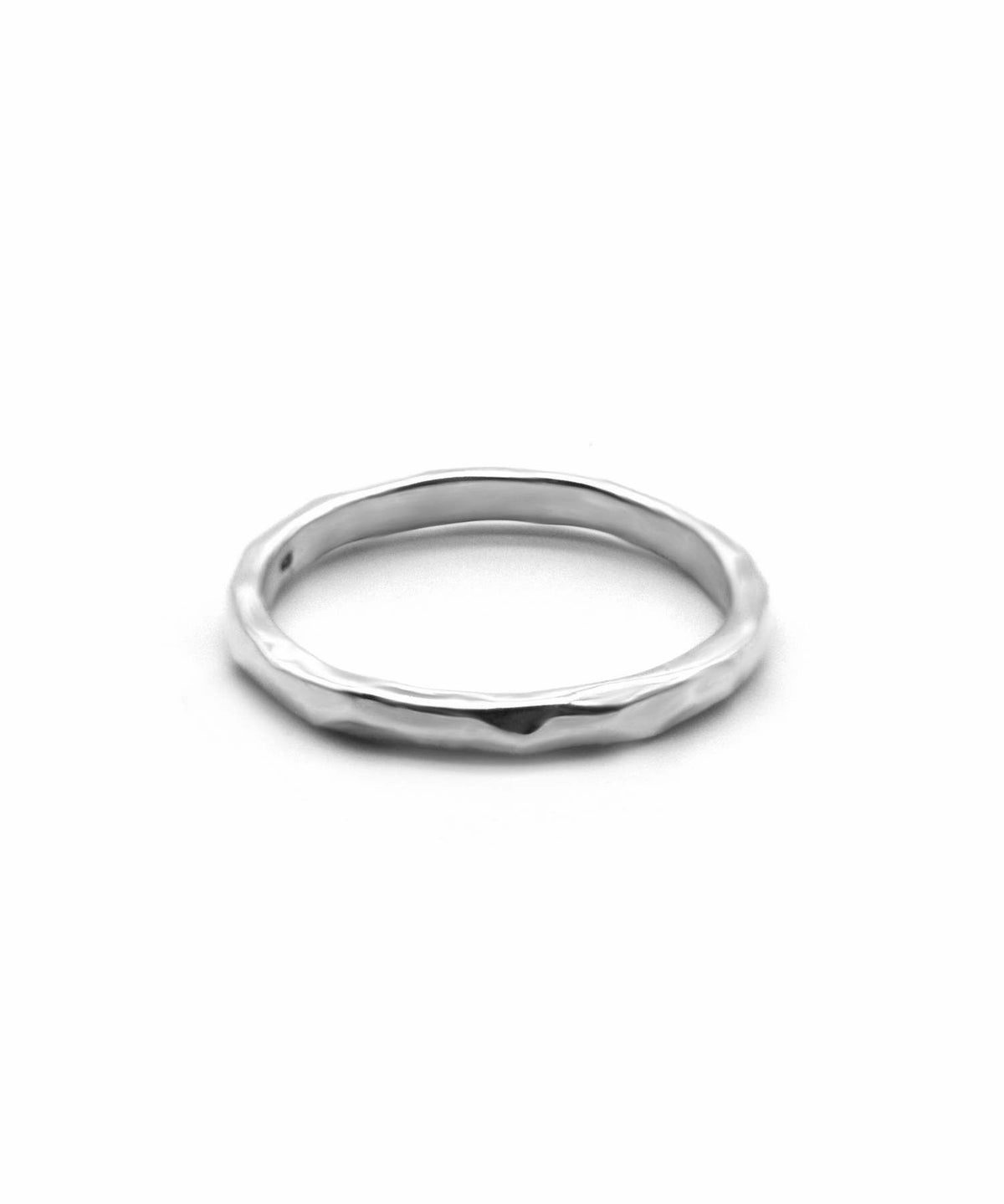 シルバー 925 リング 指輪 シンプル 槌目 スターリングシルバー サイズ調整可 メンズ レディース | EPIC BOLEN / SANT  BOLEN 槌目仕様銀製(シルバー950)製「トランペット スライドトーンリング」 Q