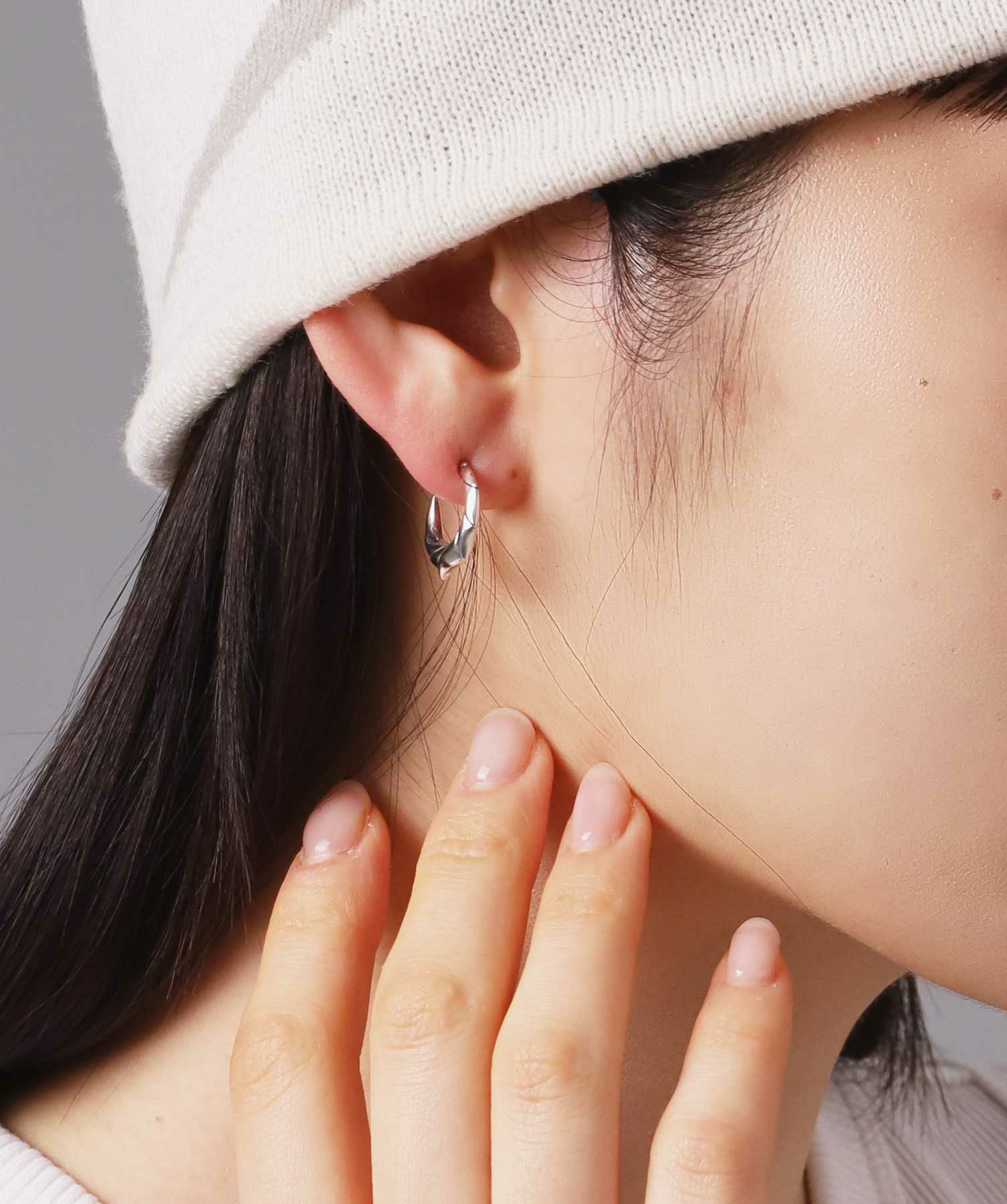 HOWL”クラシックタテガミフープピアス/シルバー925 | LION HEART STORE