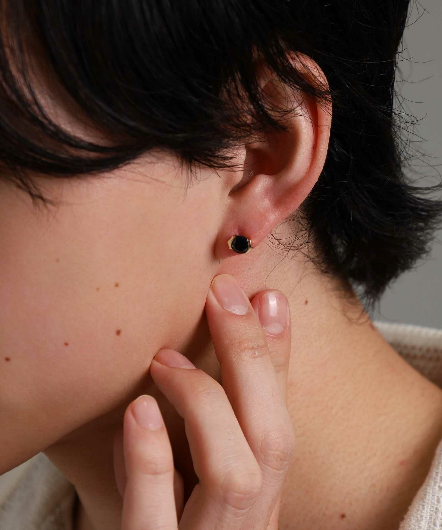 ブリリアントカットピアス/K10ゴールド（ブラック・クリア）