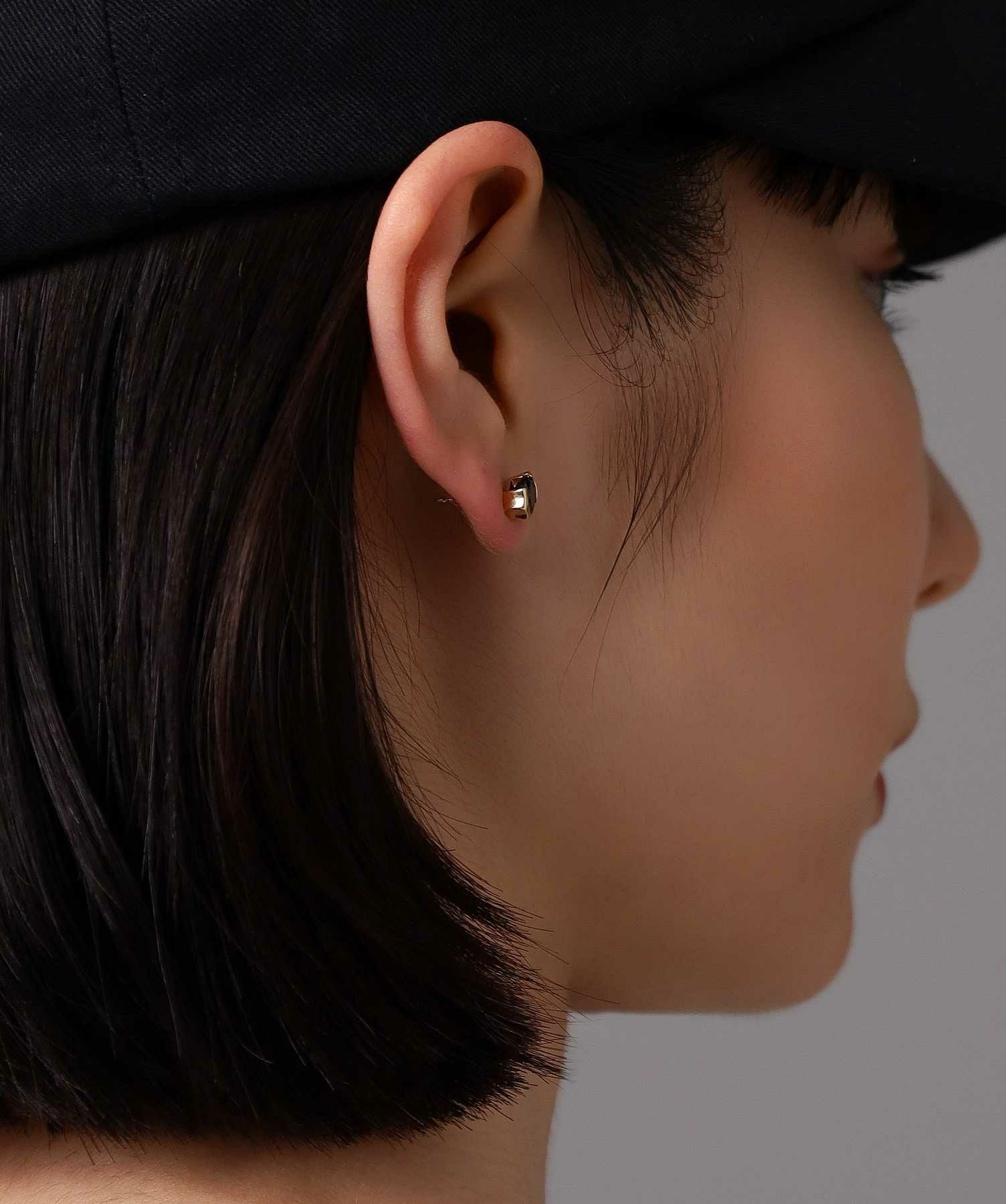 ブリリアントカットピアス/K10ゴールド（ブラック・クリア）