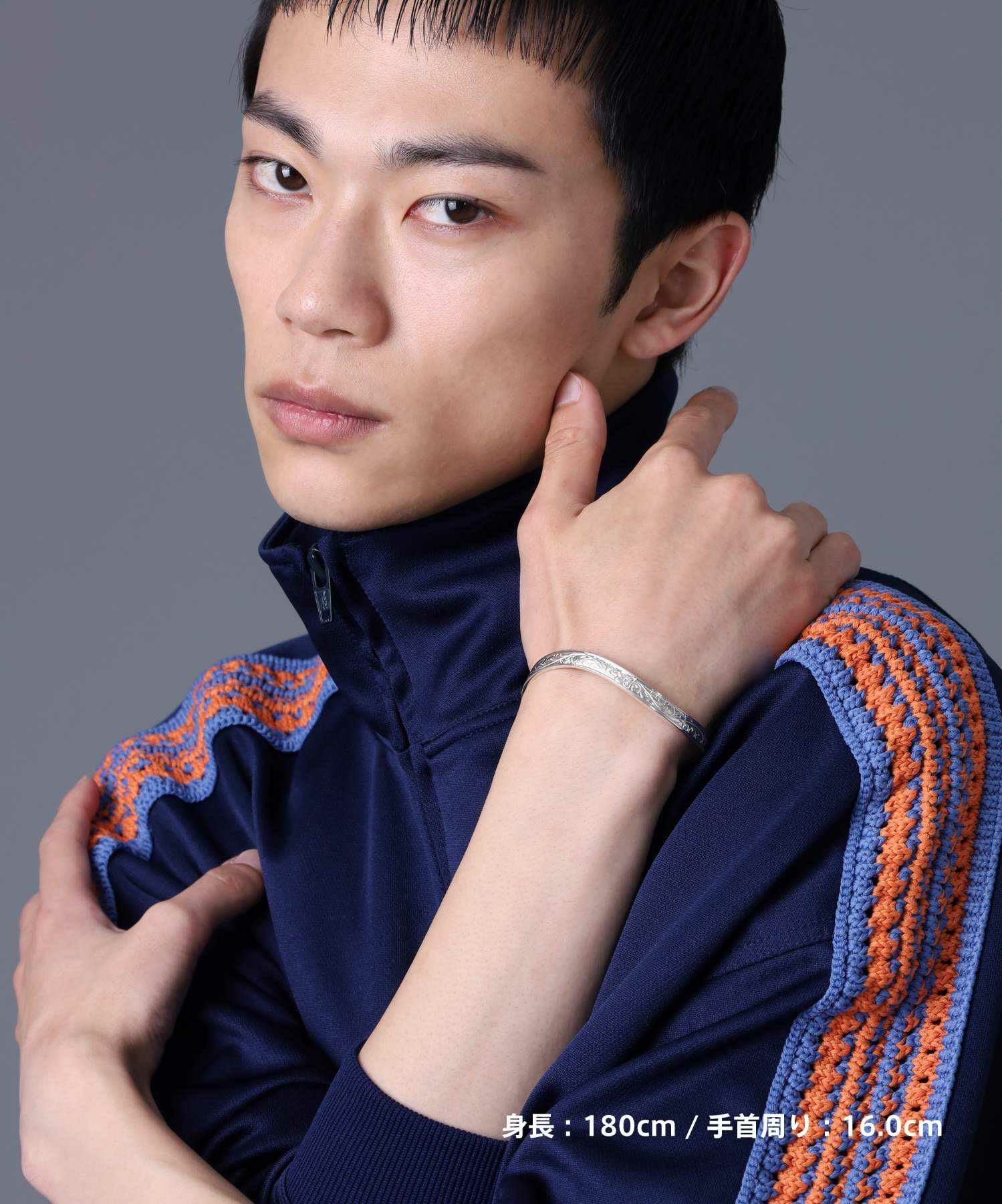 HAWAIIAN”プルメリアラージウェーブバングル/シルバー925【LION HEART