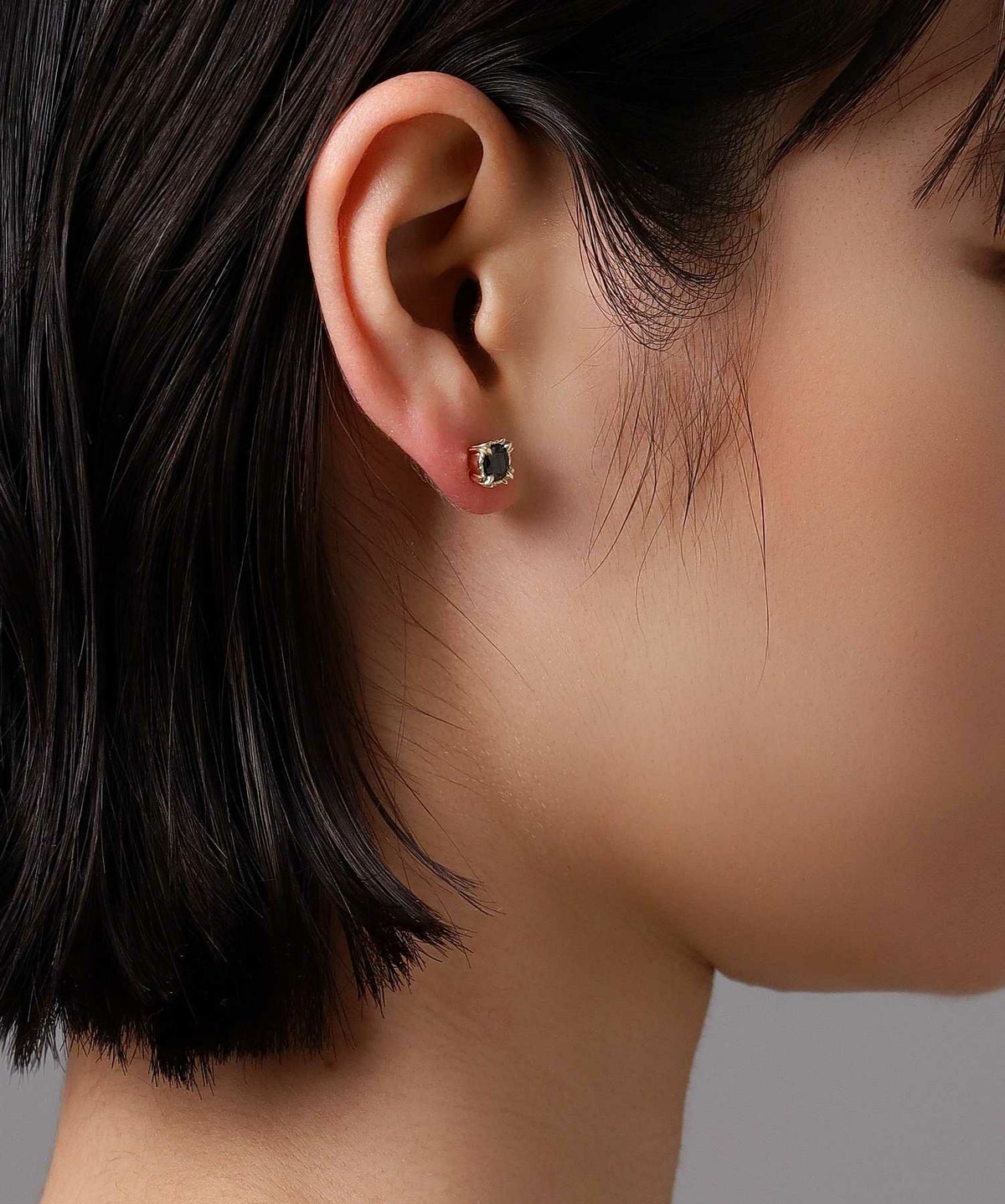 コマンダーストーンピアス/K10ゴールド（ブラック・クリア）