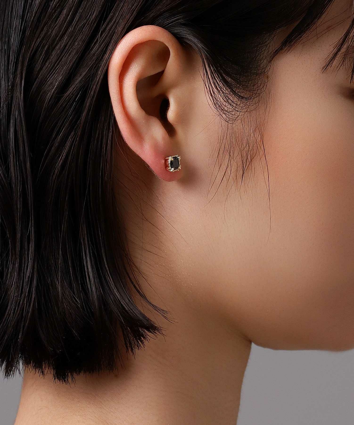 コマンダーストーンピアス/K10ゴールド（ブラック・クリア）