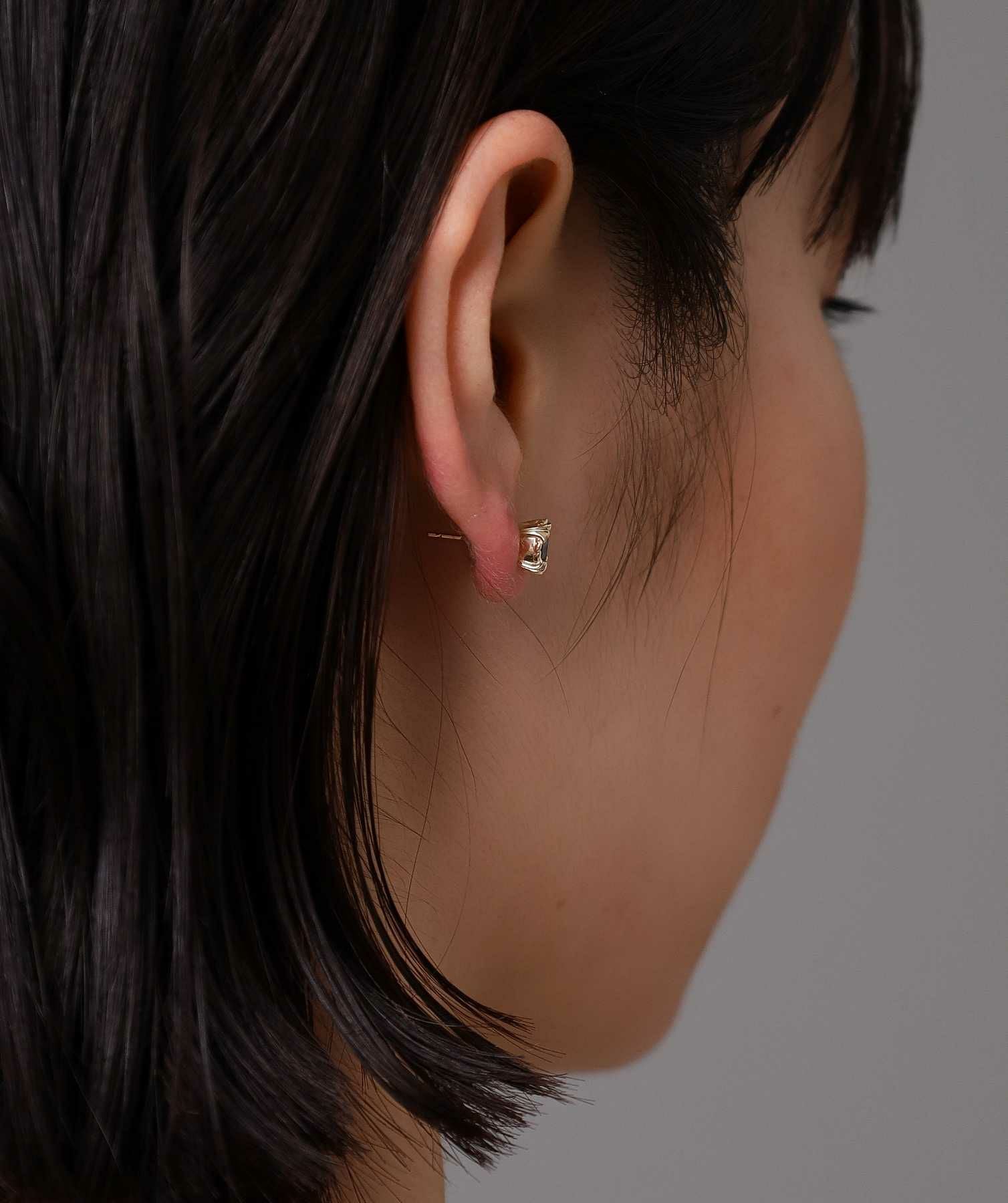 コマンダーストーンピアス/K10ゴールド（ブラック・クリア）