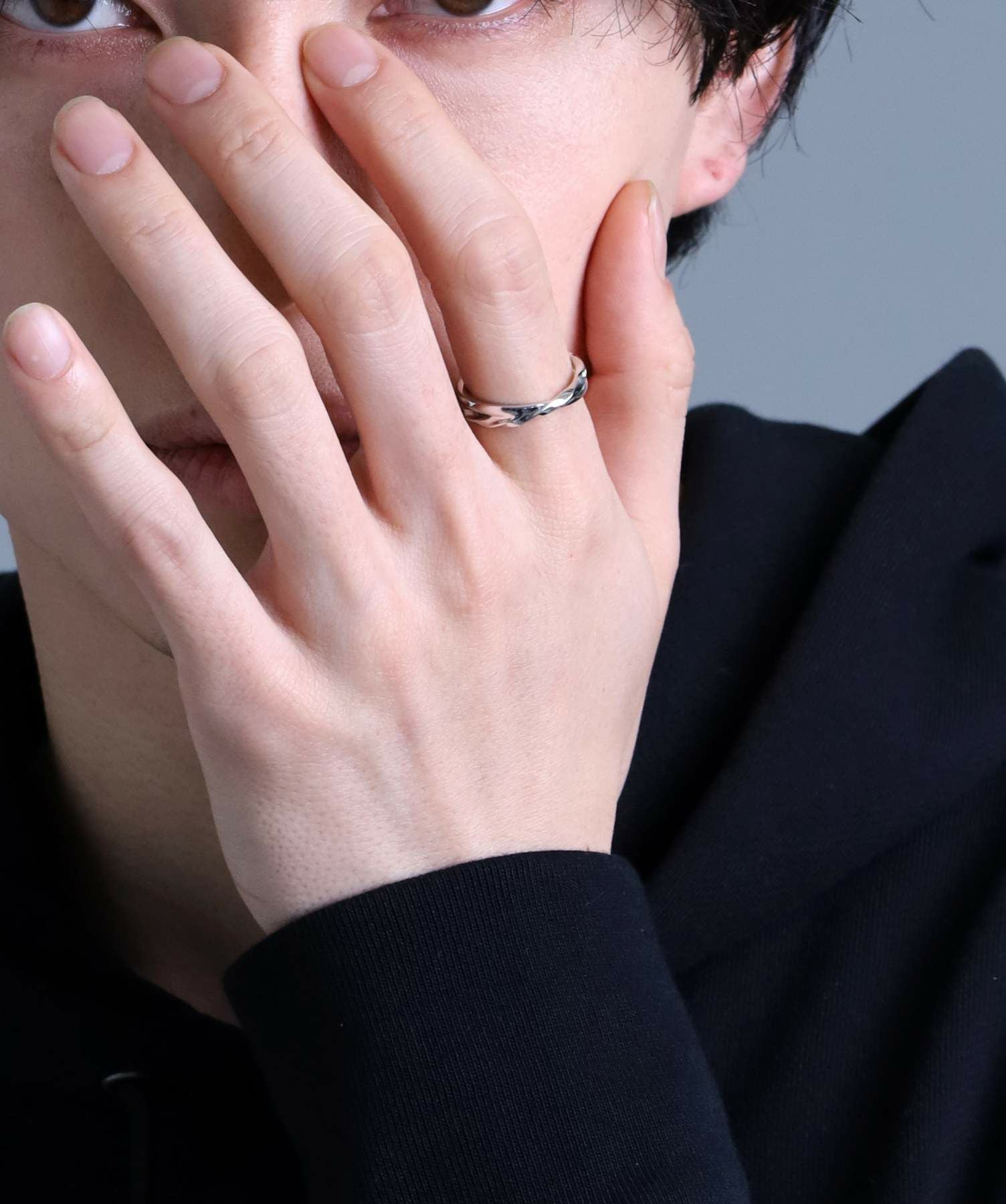 for Gift”スピニンググロウクロスリング（4mm幅）/シルバー925 | LION