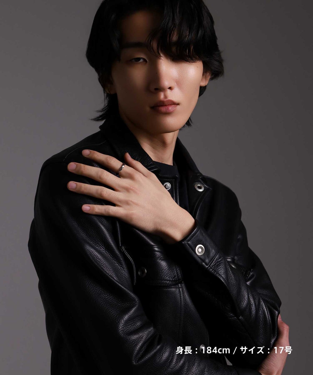 【WEB限定】デュオリング/ツイスト/サージカルステンレス（シルバー・ブラック）