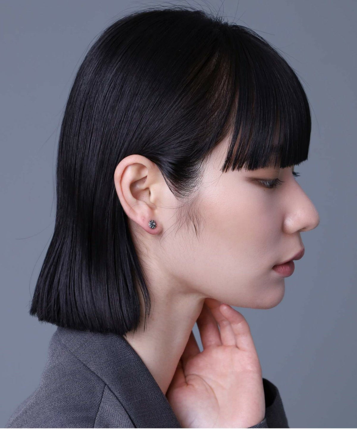 スタッズピアス/タテガミシンボル/シルバー925