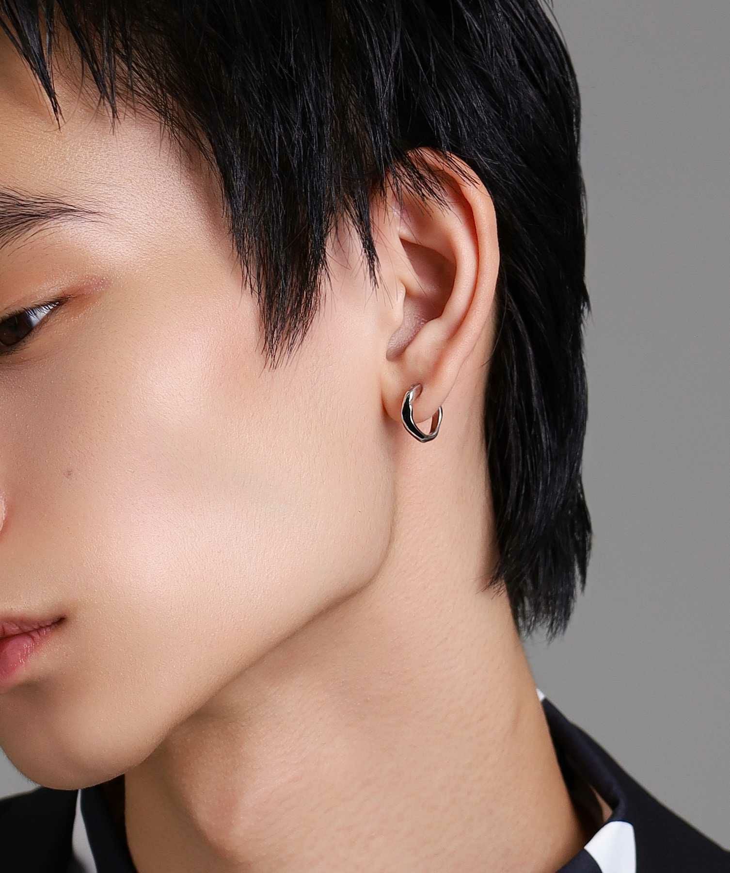 クロッシングピアス/サーフェイスホリデイ/シルバー925