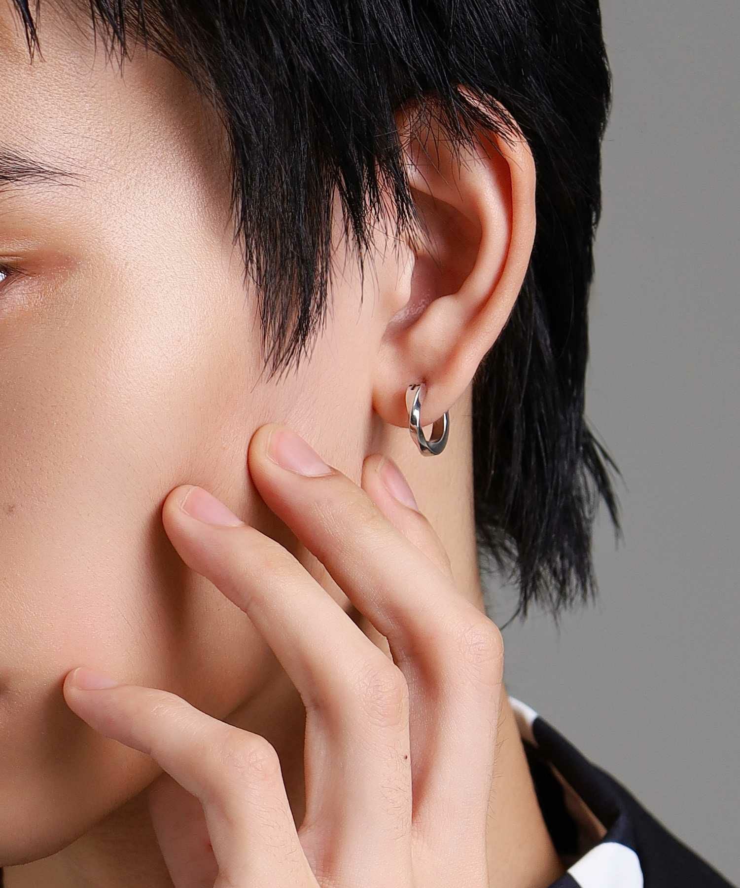 クロッシングピアス/プレイングツイスト/シルバー925