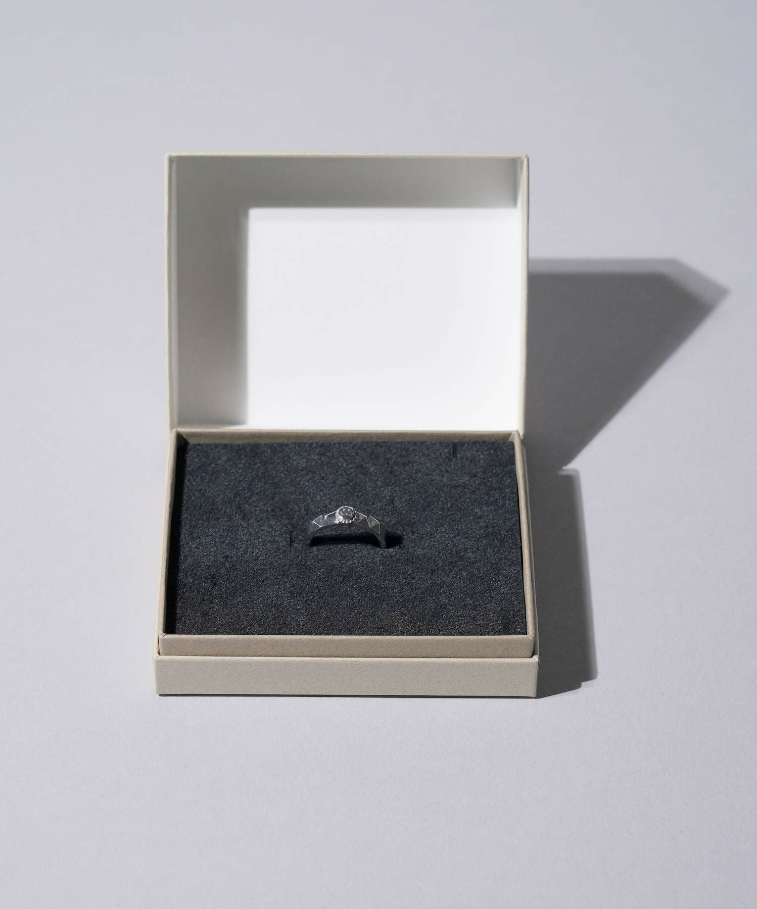 LION HEART ギフトボックス/蝶番タイプ | LION HEART STORE｜ライオン