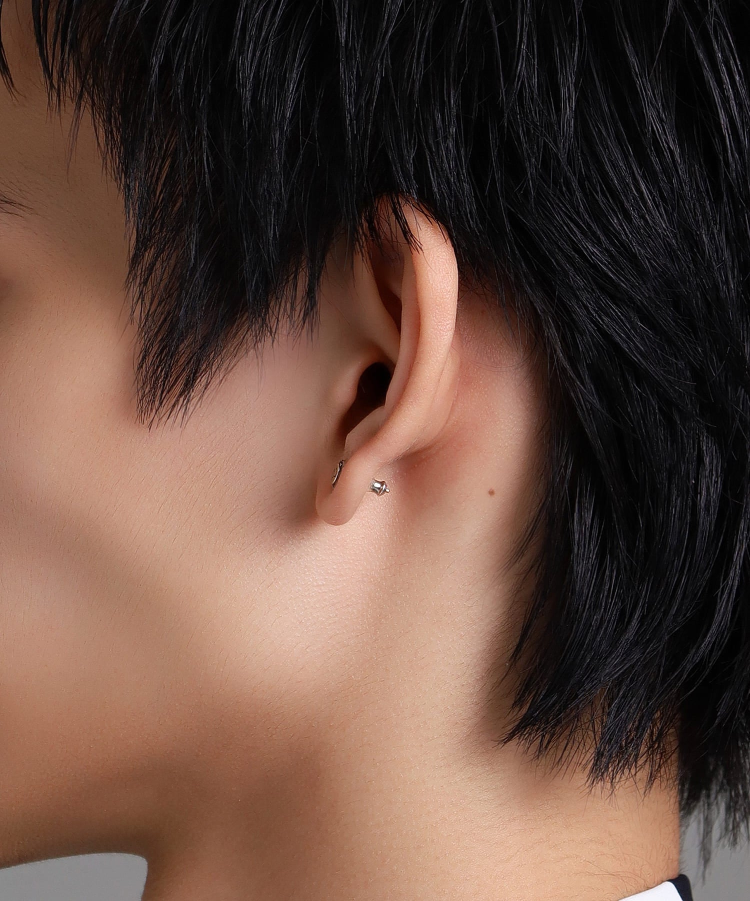  “LEO”スタッズピアス(wink)/シルバー925