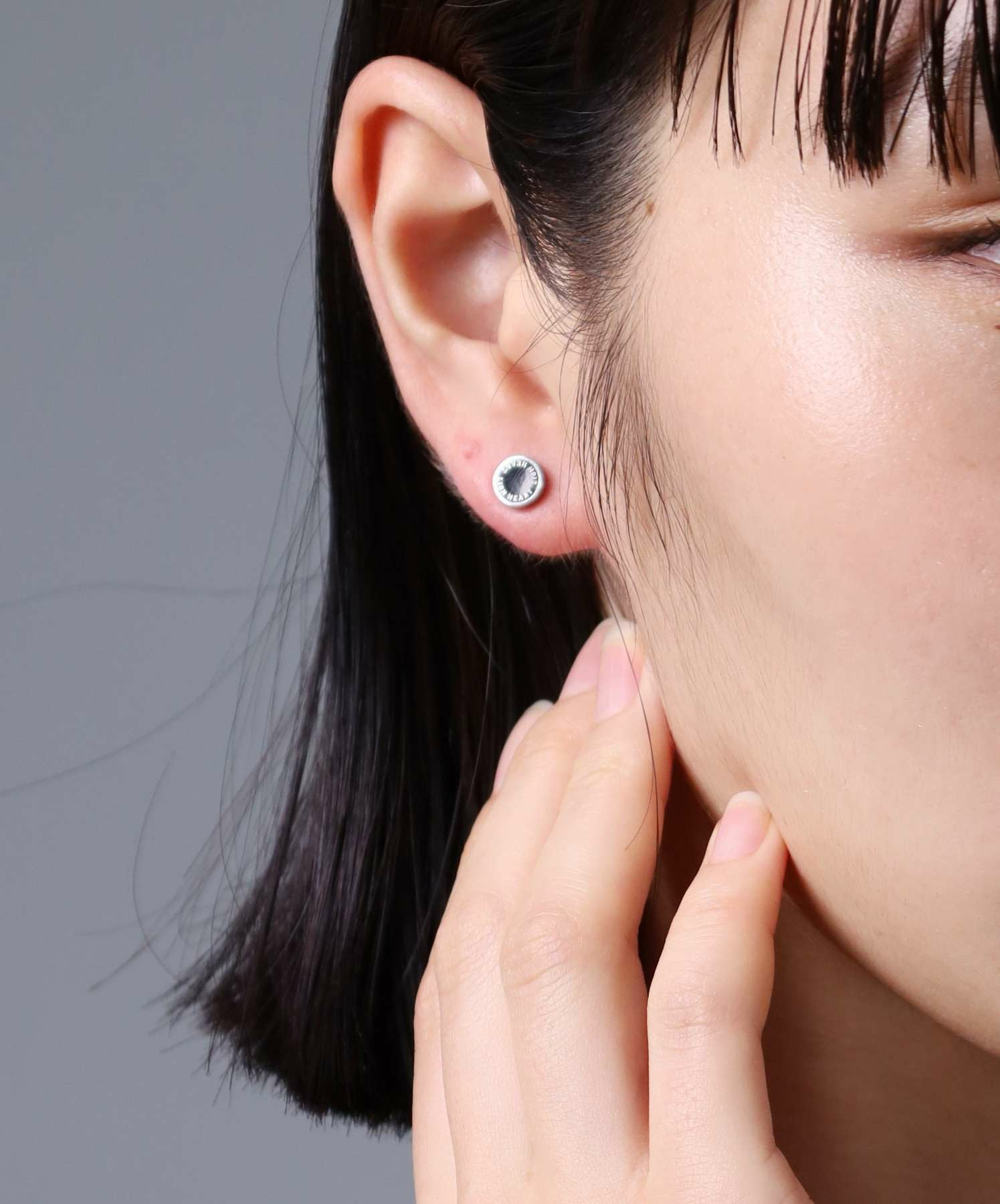 限定展開】“LH-1”サークルコインスタッズピアス（シルバー×ブラック