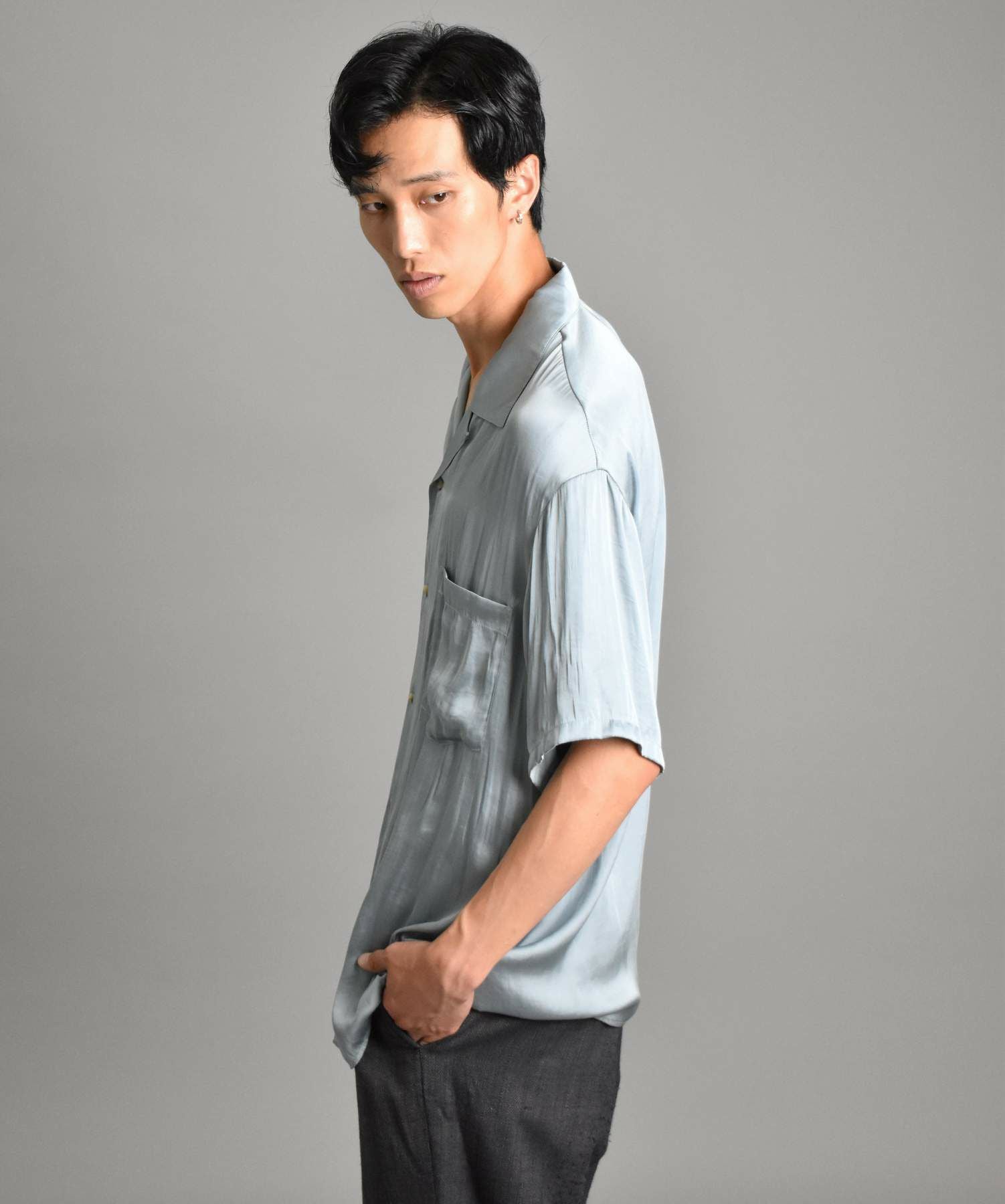 クロッシングピアス/タテガミスクロール/シルバー925