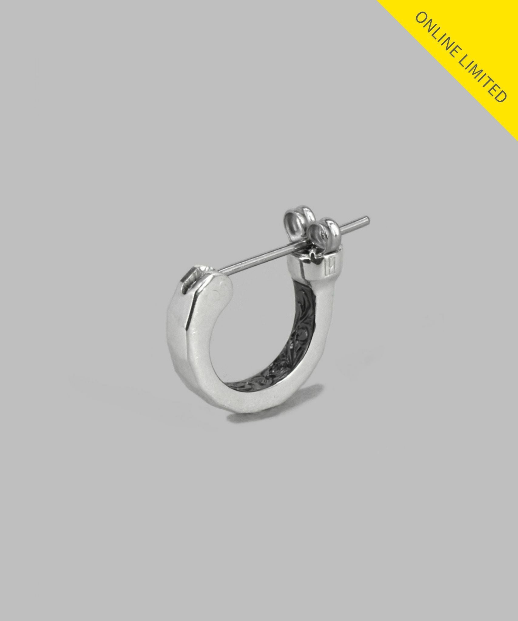 ONLINE STORE 限定】クロッシングピアス/シークレットヘリテイジS