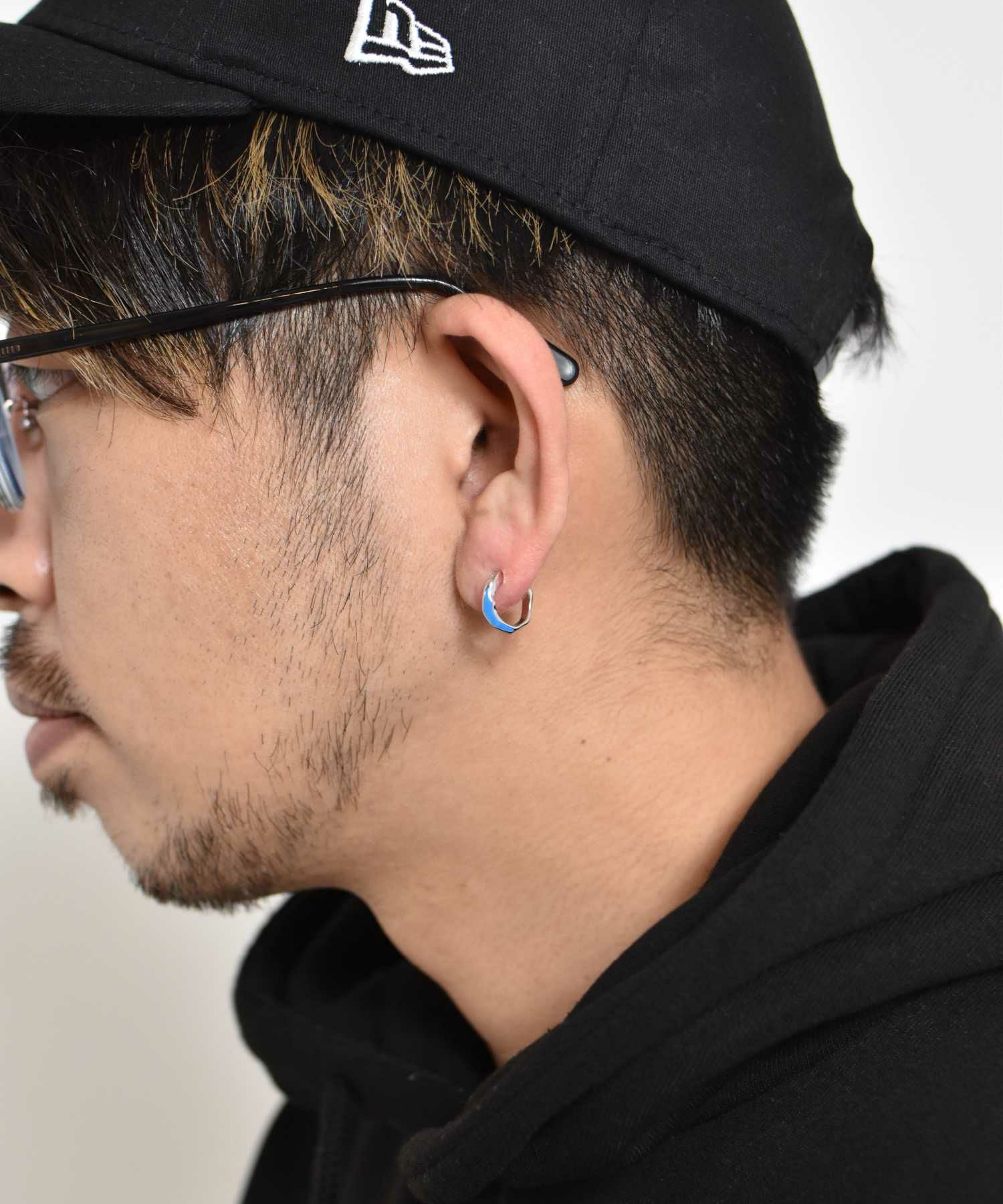 ONLINE STORE 限定】クロッシングピアス/サーフェイスホリデイ