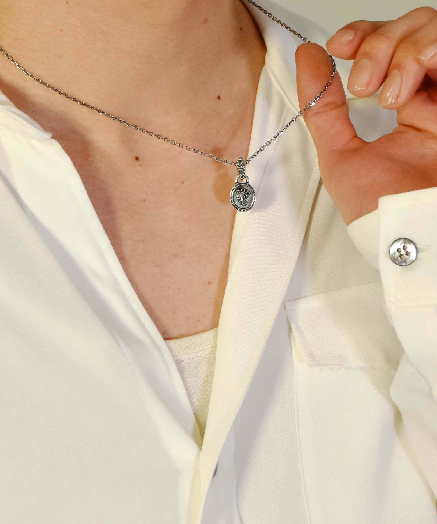 フレームドハウルネックレス/オーバル/シルバー925 | LION HEART STORE