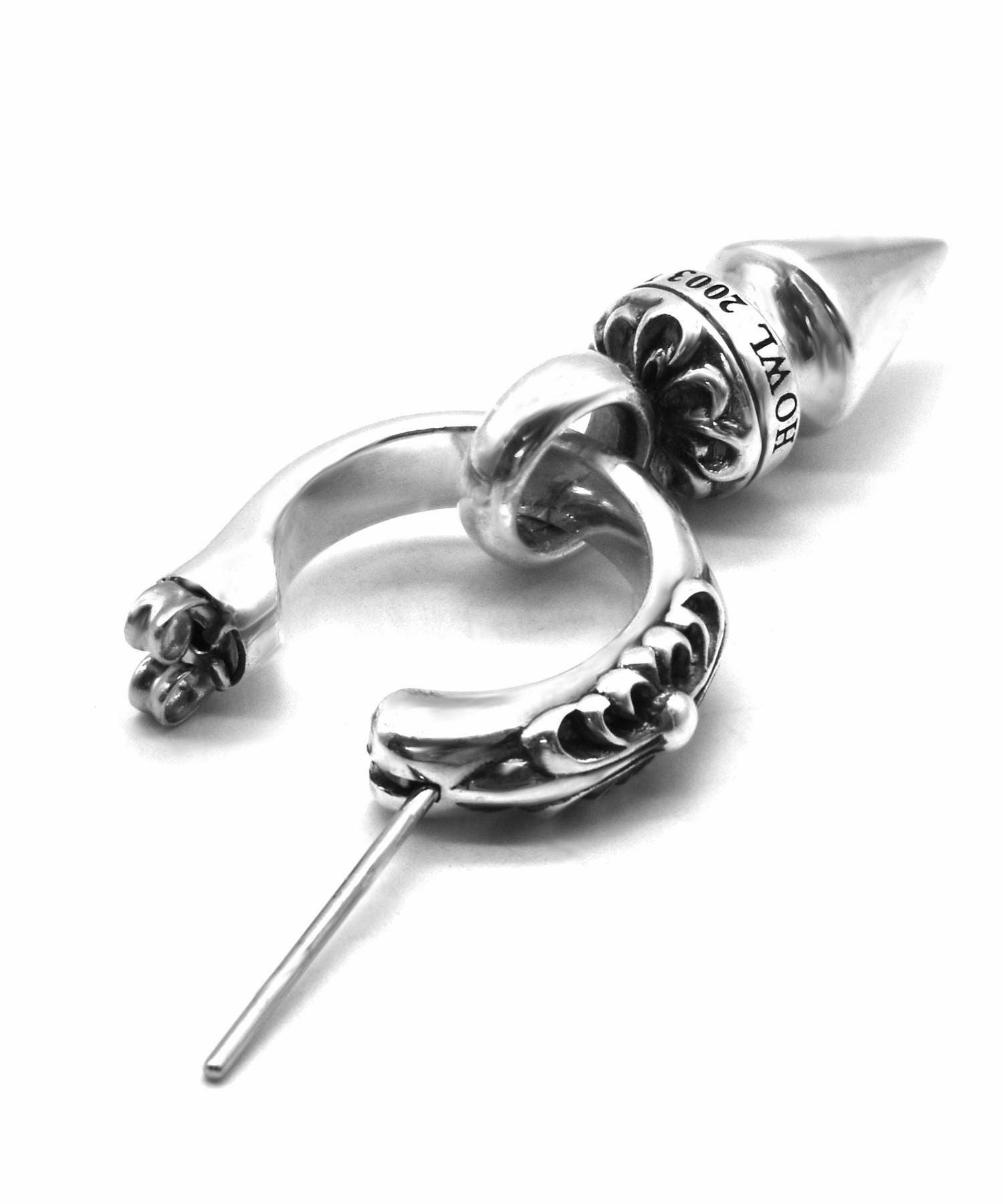 HOWL”クロッシングピアス（スパイクドドロップ）/シルバー925 | LION