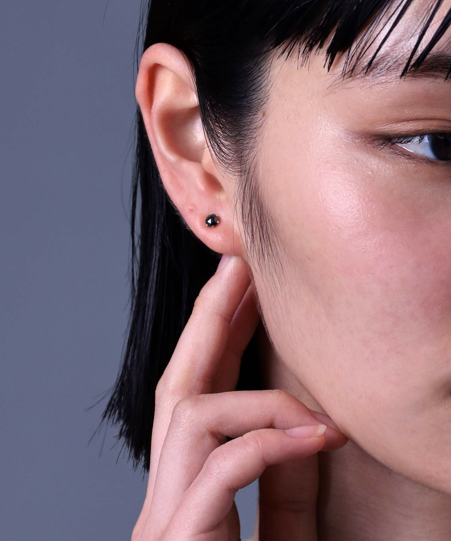 ブラックダイヤモンドピアス/Mサイズ/K18ゴールド | LION HEART STORE