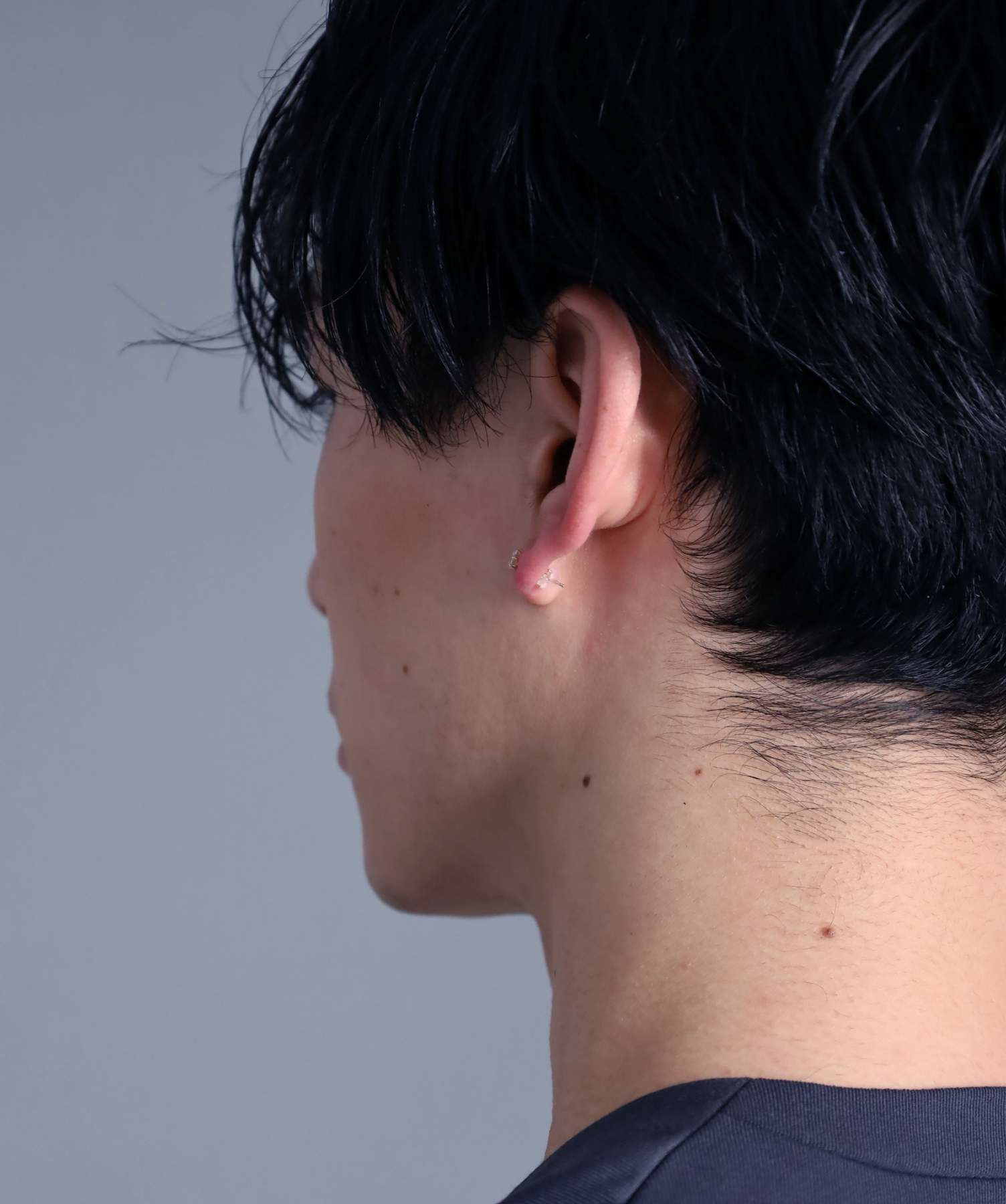 Petite Modern”ダイヤモンドピアス（Mサイズ/0.25CT）/K18ゴールド