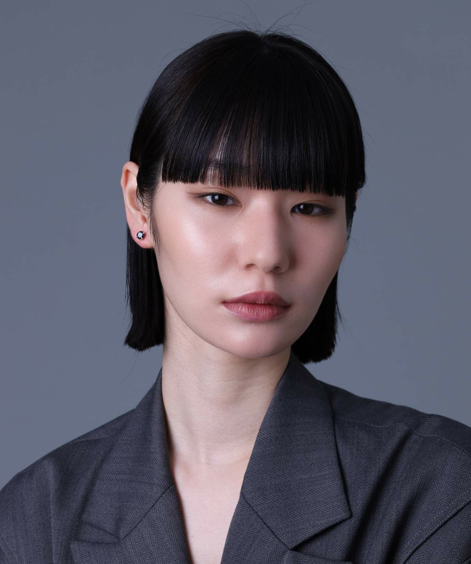 スタッズピアス/ロゴ/ブラックジルコニア/シルバー925