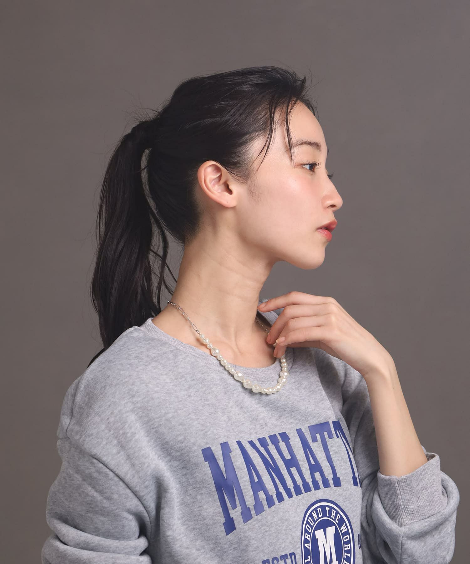 MELLOW”ハーフバロックパールネックレス/シルバー/サージカル