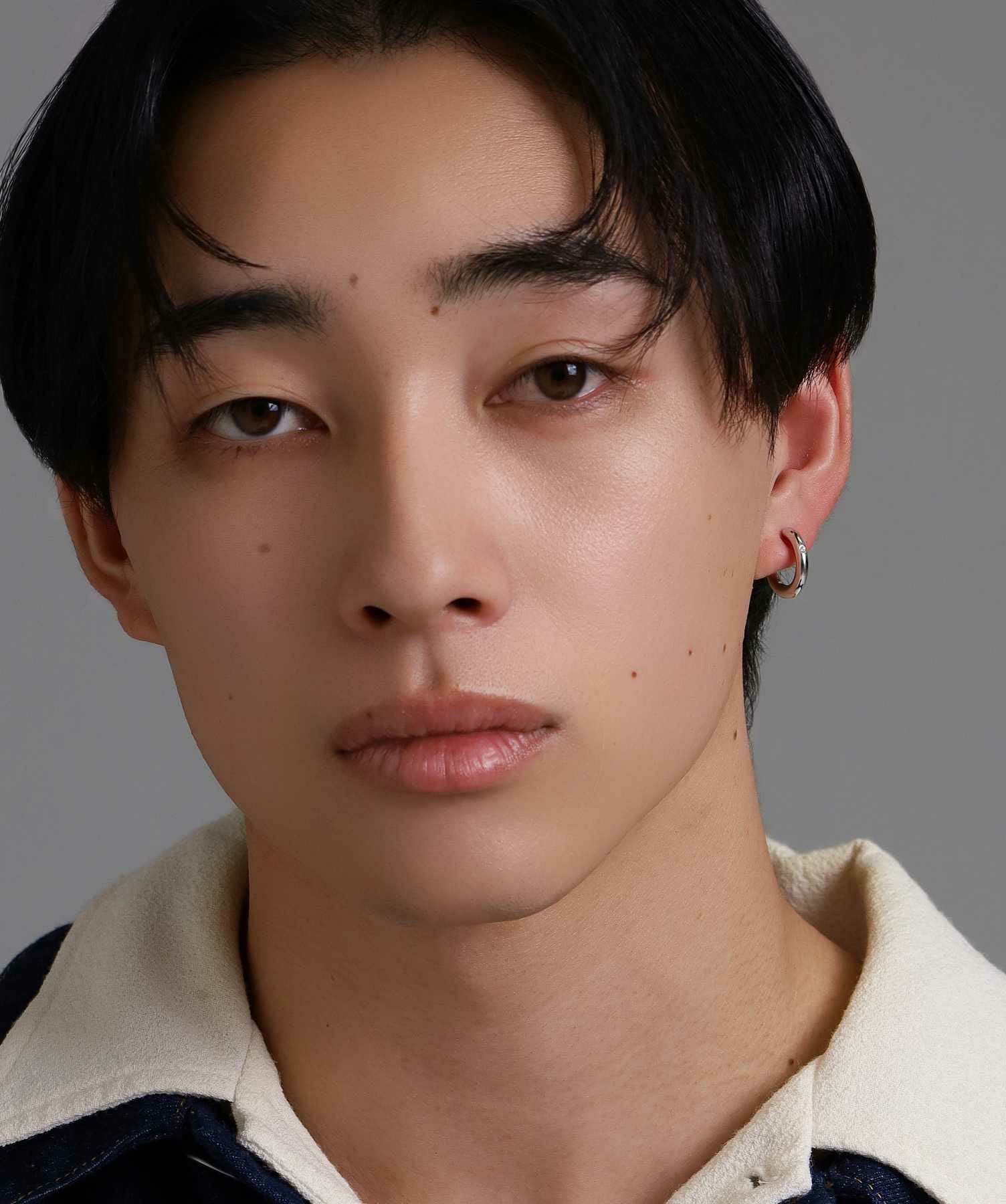 シルバーイヤリング/プレーン/ジルコニア/シルバー925