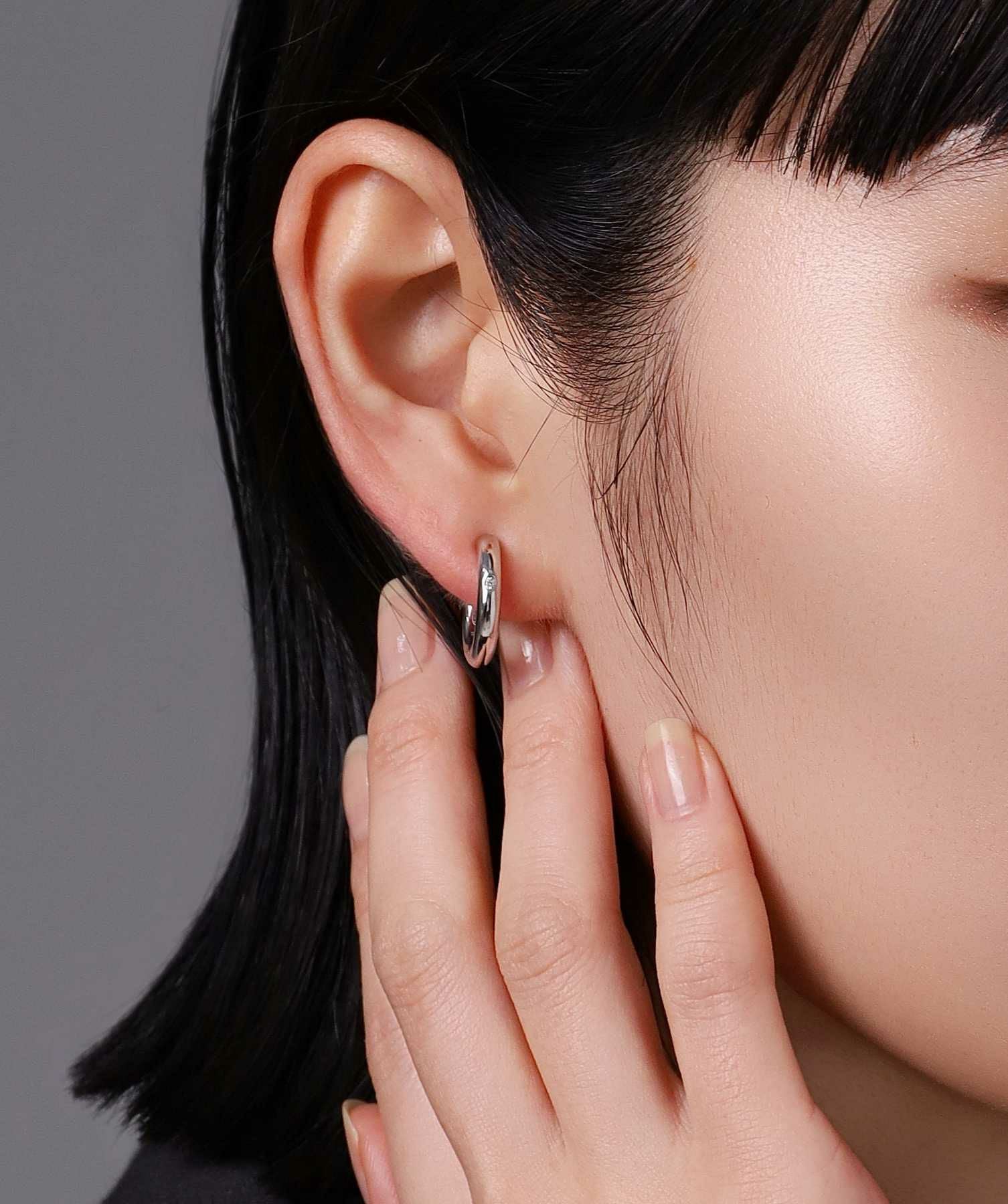 シルバーイヤリング/プレーン/ジルコニア/シルバー925