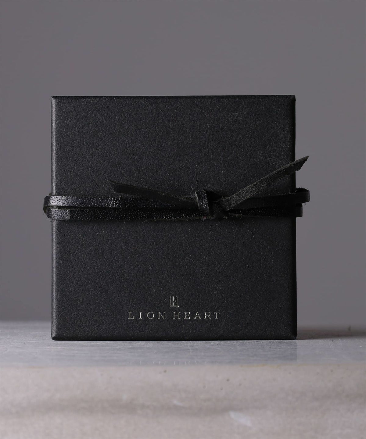 【限定展開】“THE EDGE”シグネチャーカッティングダブルリングペアネックレス/スペシャルパッケージ/サージカルステンレス（金属アレルギー対応）