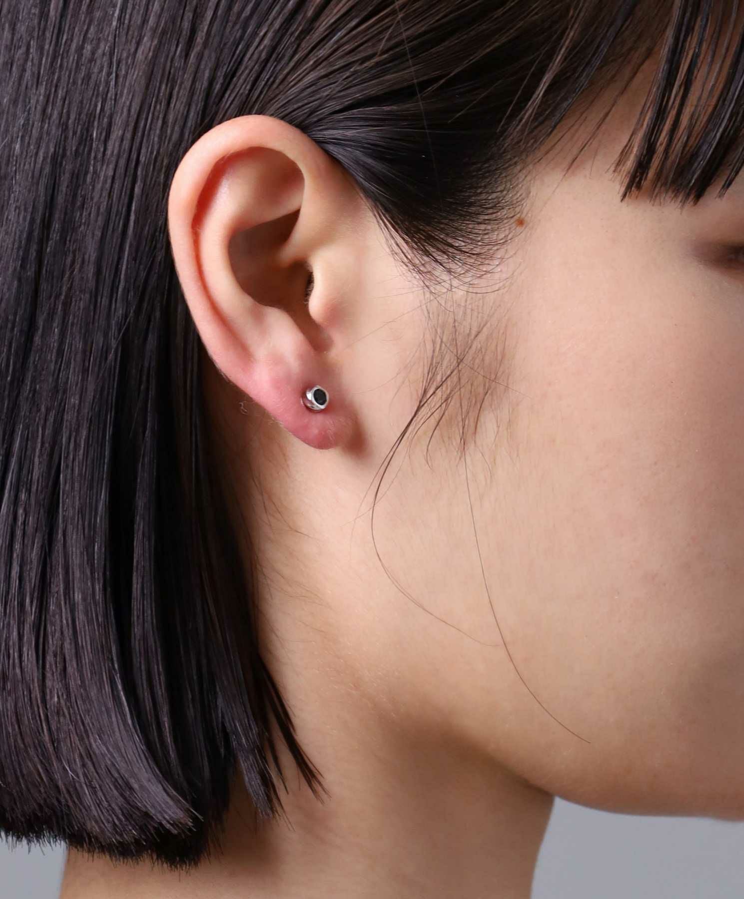 “for Gift”スタッズピアス/ツイスト/ブラックジルコニア/シルバー925