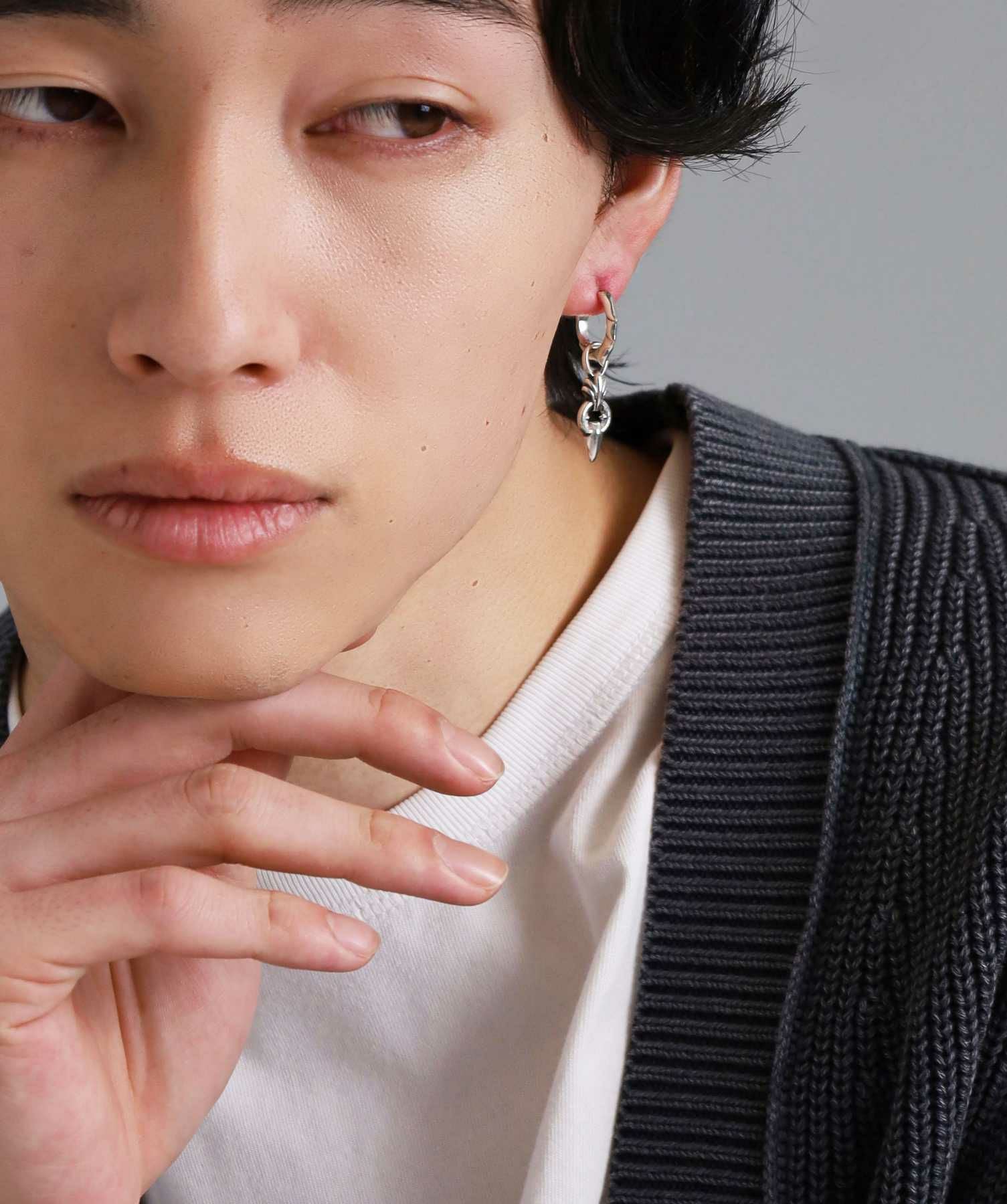 HOWL”クロッシングピアス（ファングドドロップ）/シルバー925 | LION