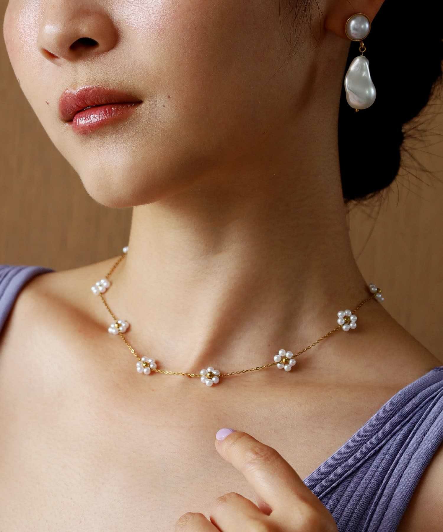 WEB限定】“MELLOW”フラワーパールステーションネックレス（ゴールド