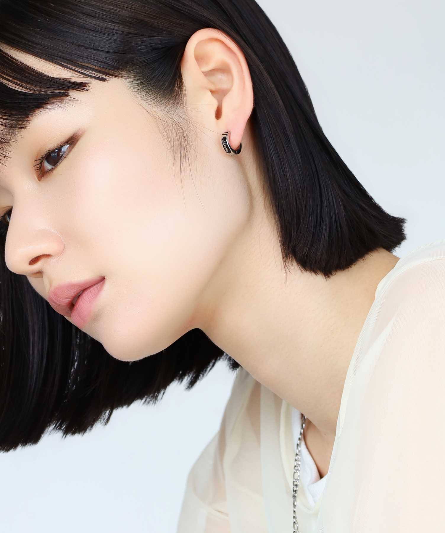 直営店舗限定】“LH-1”アイコニックロゴフープピアス/サージカル